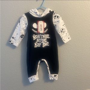 BABY Skeleton HALOWEEN Jumpsuit Age 3-6 months